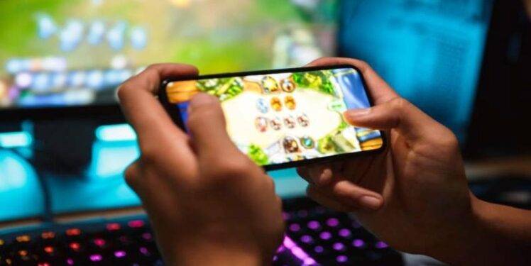 Why most people like to play online casino slots most; gives the benefits.